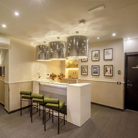 Stay Inn Rome Via Del Corso Exterior photo