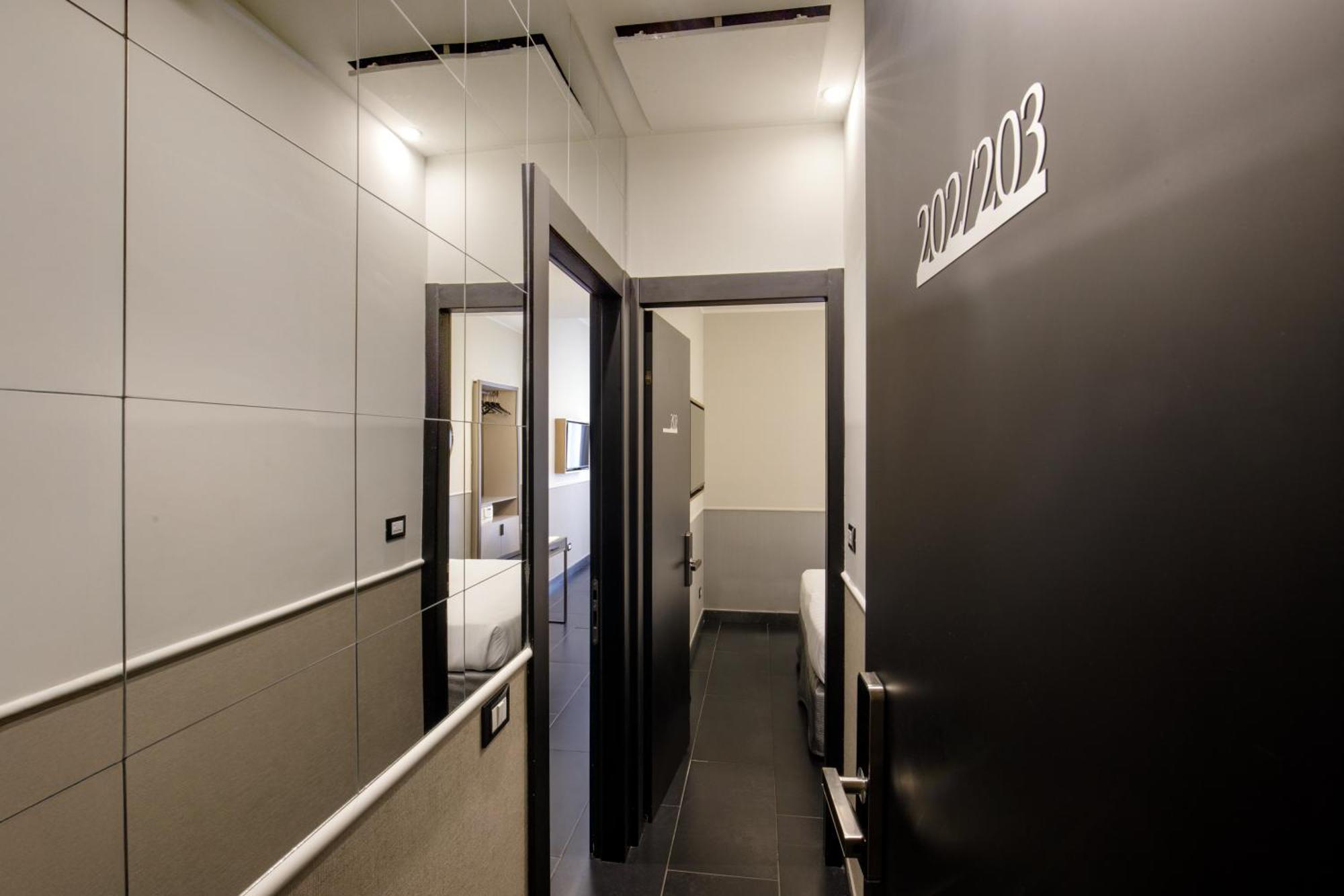 Stay Inn Rome Via Del Corso Exterior photo
