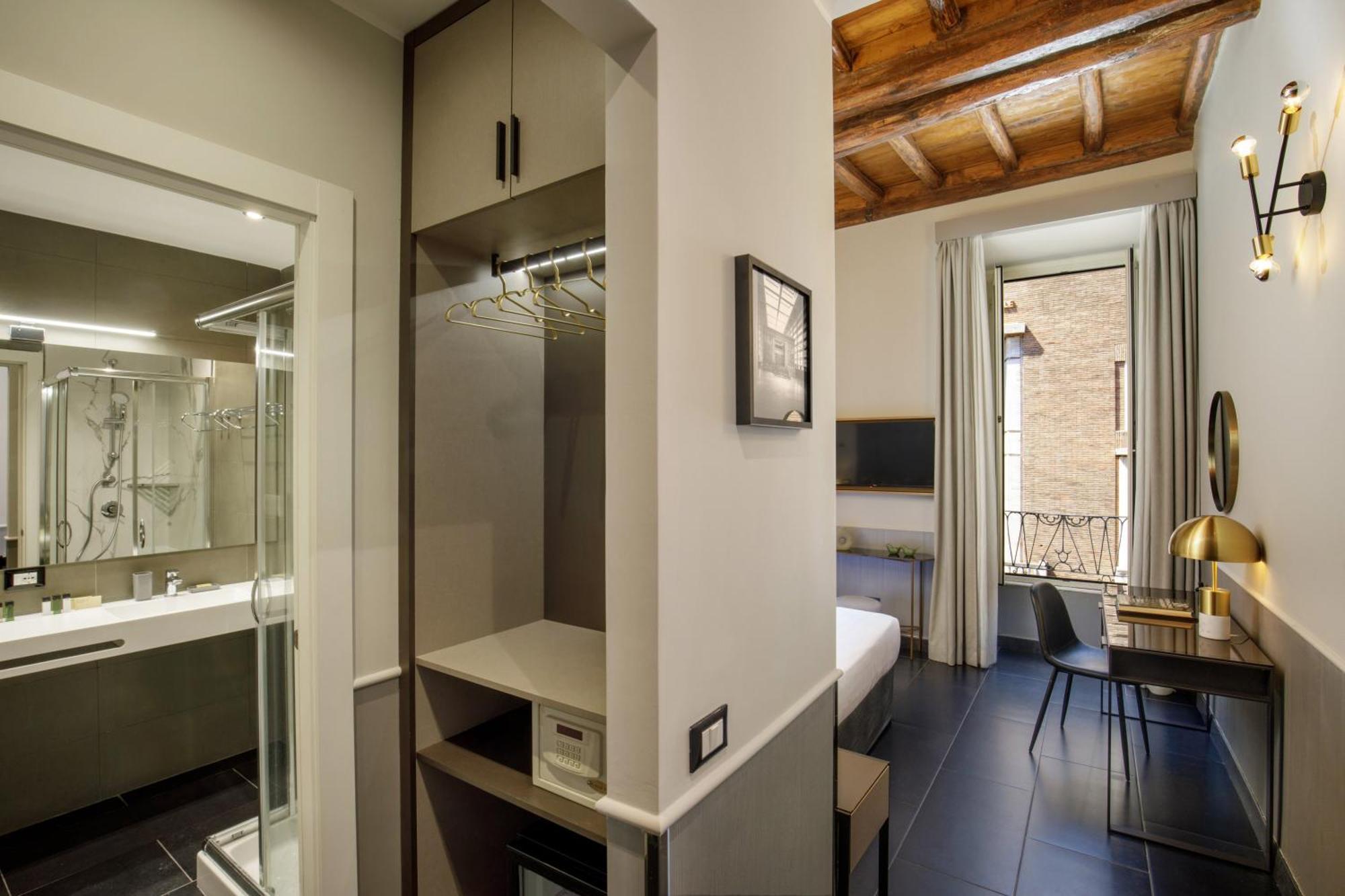 Stay Inn Rome Via Del Corso Exterior photo