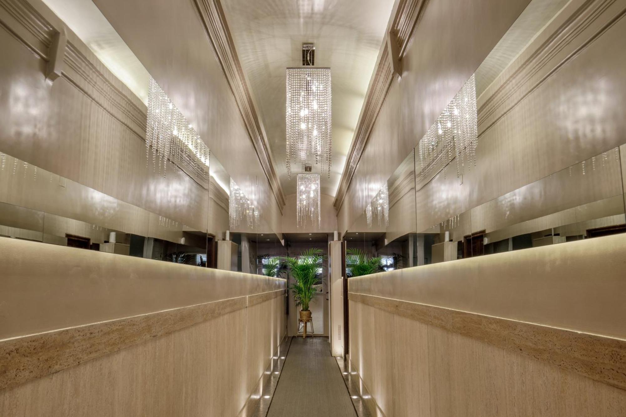 Stay Inn Rome Via Del Corso Exterior photo