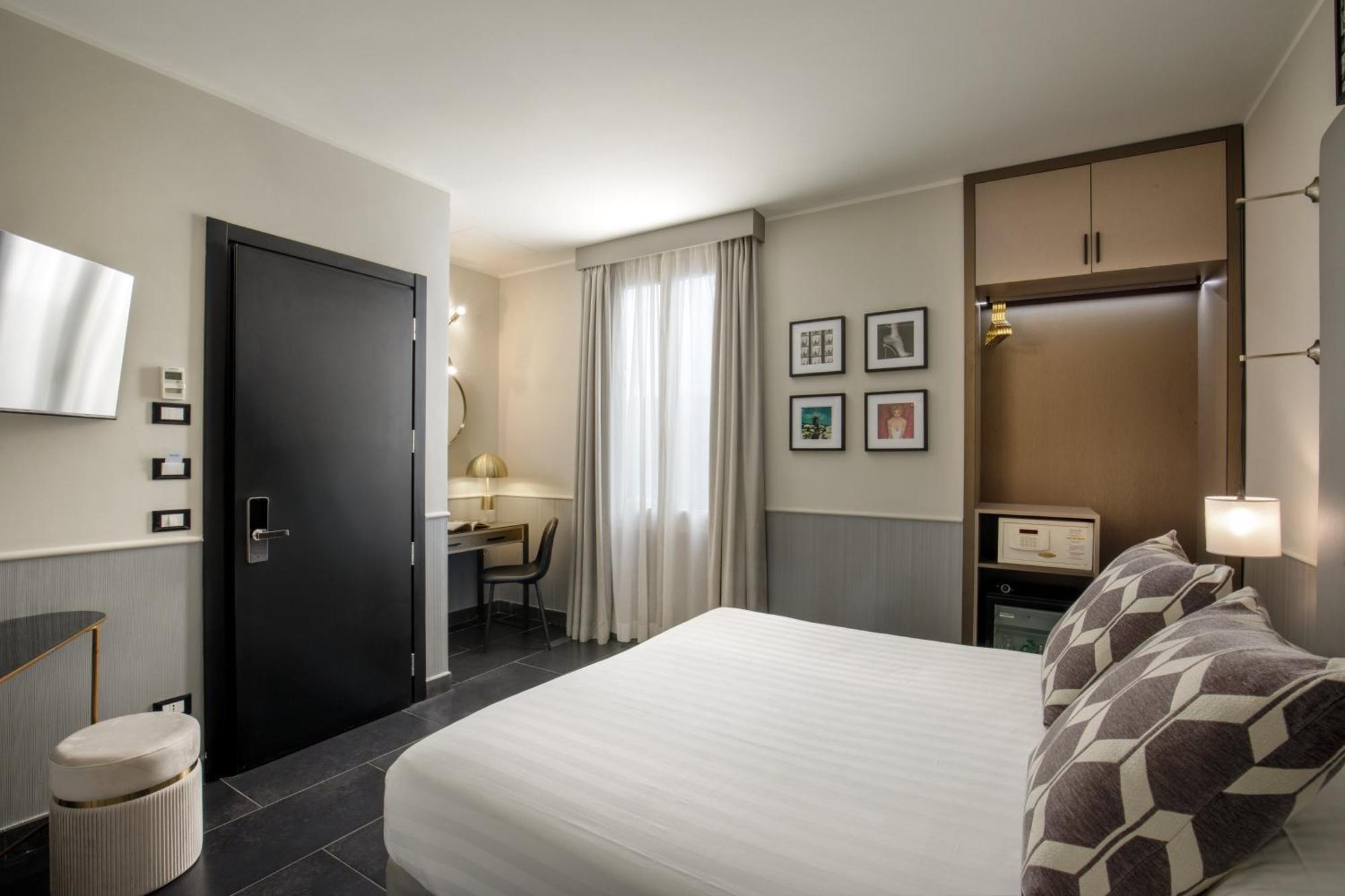 Stay Inn Rome Via Del Corso Exterior photo
